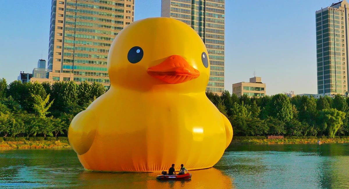 Giant talking duck. Image credit: travel oriented.